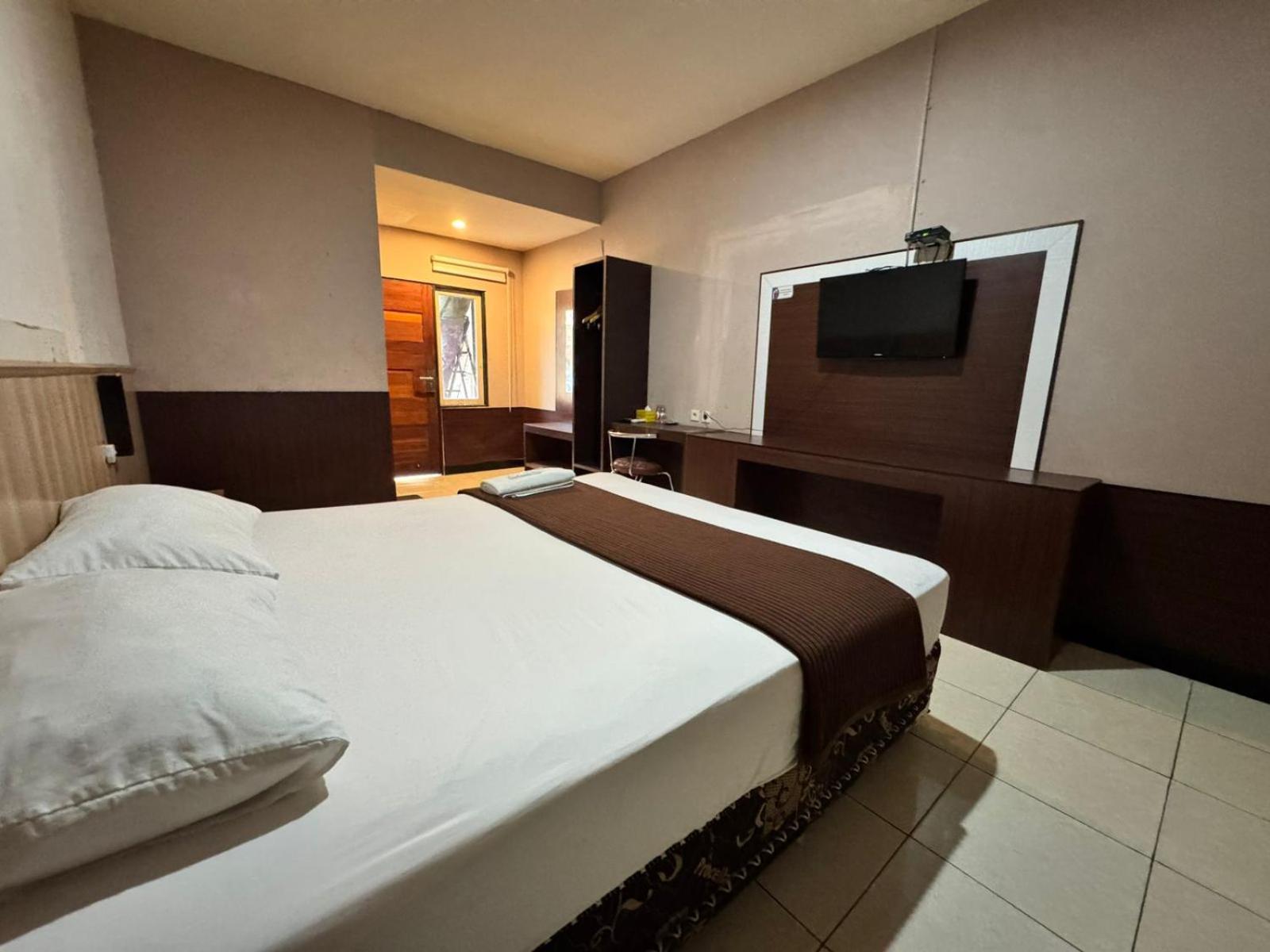 Wisma Madagaskar Palangka Raya Экстерьер фото