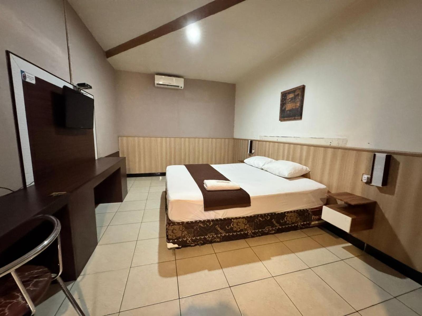 Wisma Madagaskar Palangka Raya Экстерьер фото